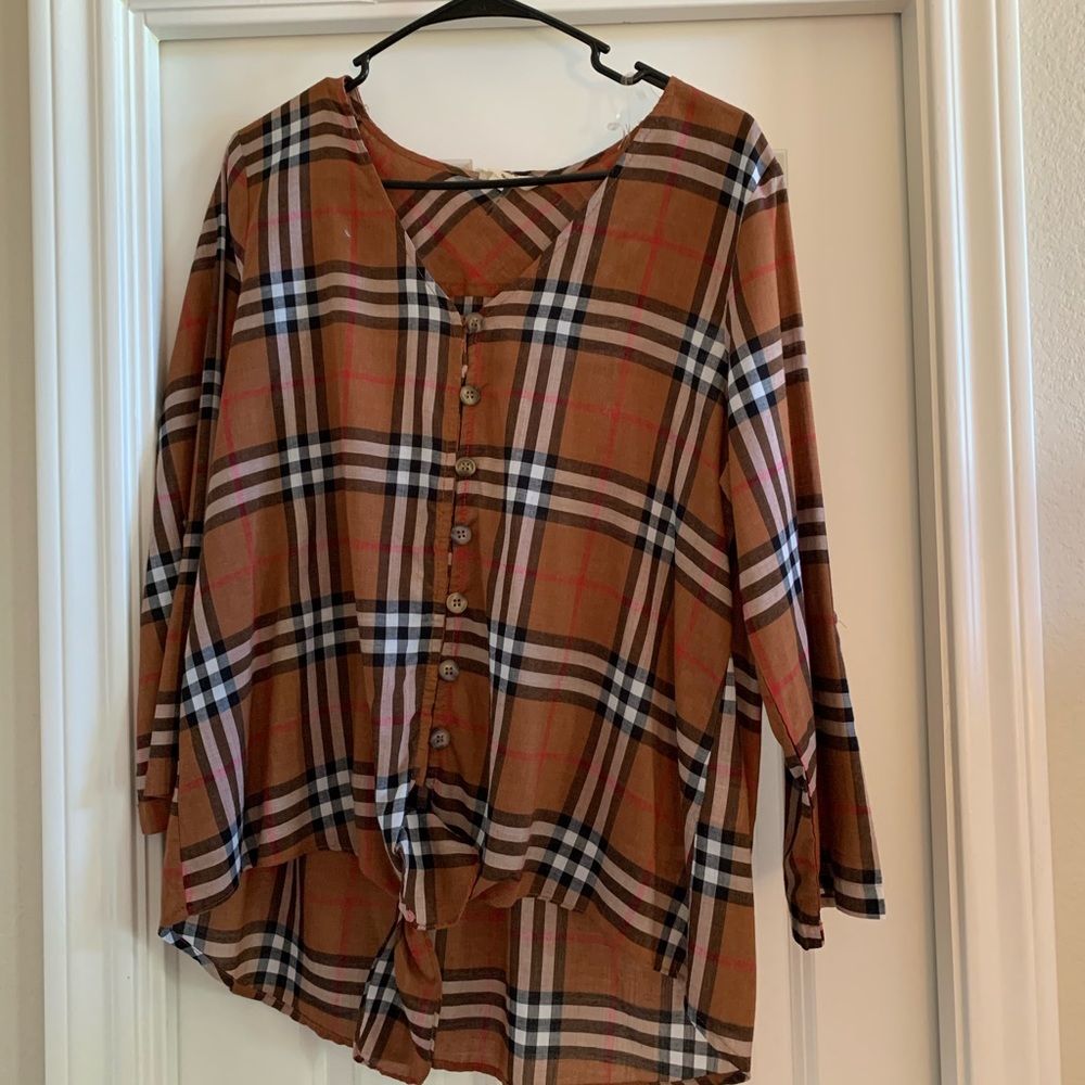 Button-down Top with Front Tie